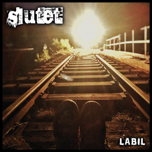 SLUTET - "LABIL" LP